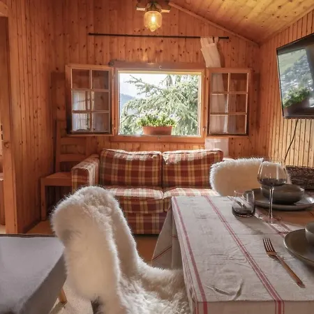 Cosy With Panoramic Views In Country house