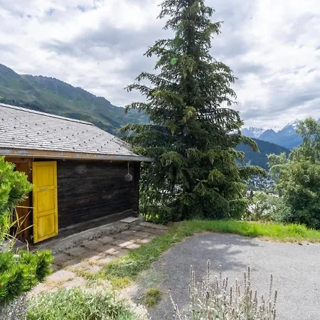 Cosy With Panoramic Views In Country house